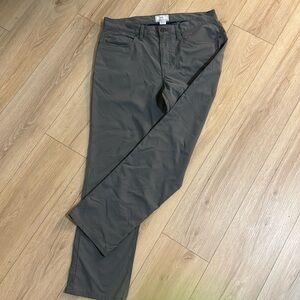 Southern Tide performance pants